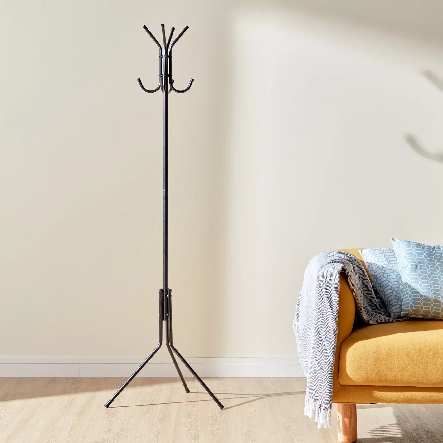 Metal Garment Rack, Standing Clothes Hanger